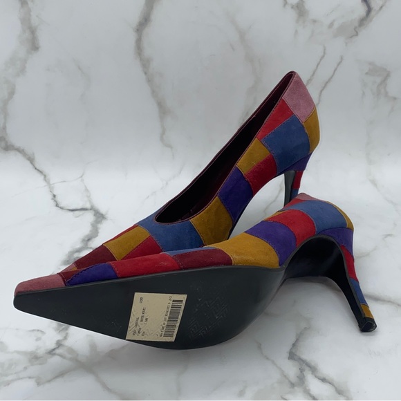 CARLOS SANTANA suede patchwork pointy toes Carnival heels NWT - Picture 4 of 5